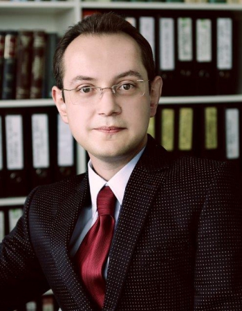 доц. д-р Андрей Александров